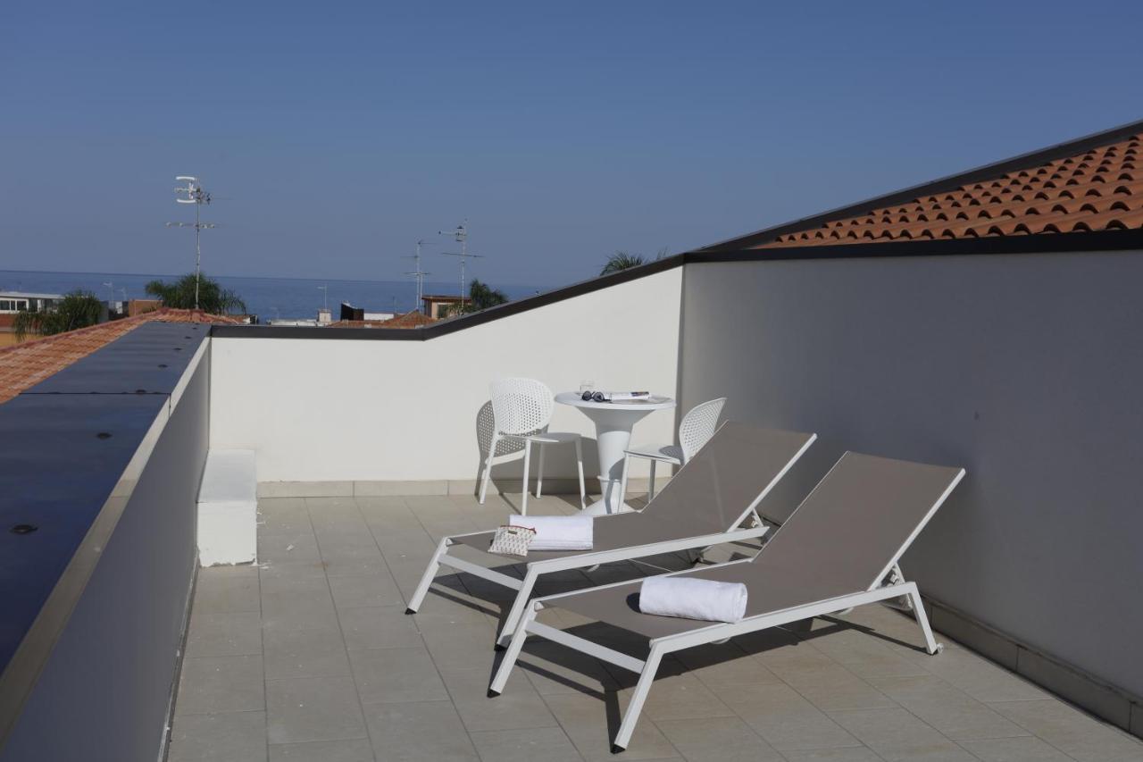 Path House - Etna & Sea View Aparthotel Riposto Eksteriør bilde
